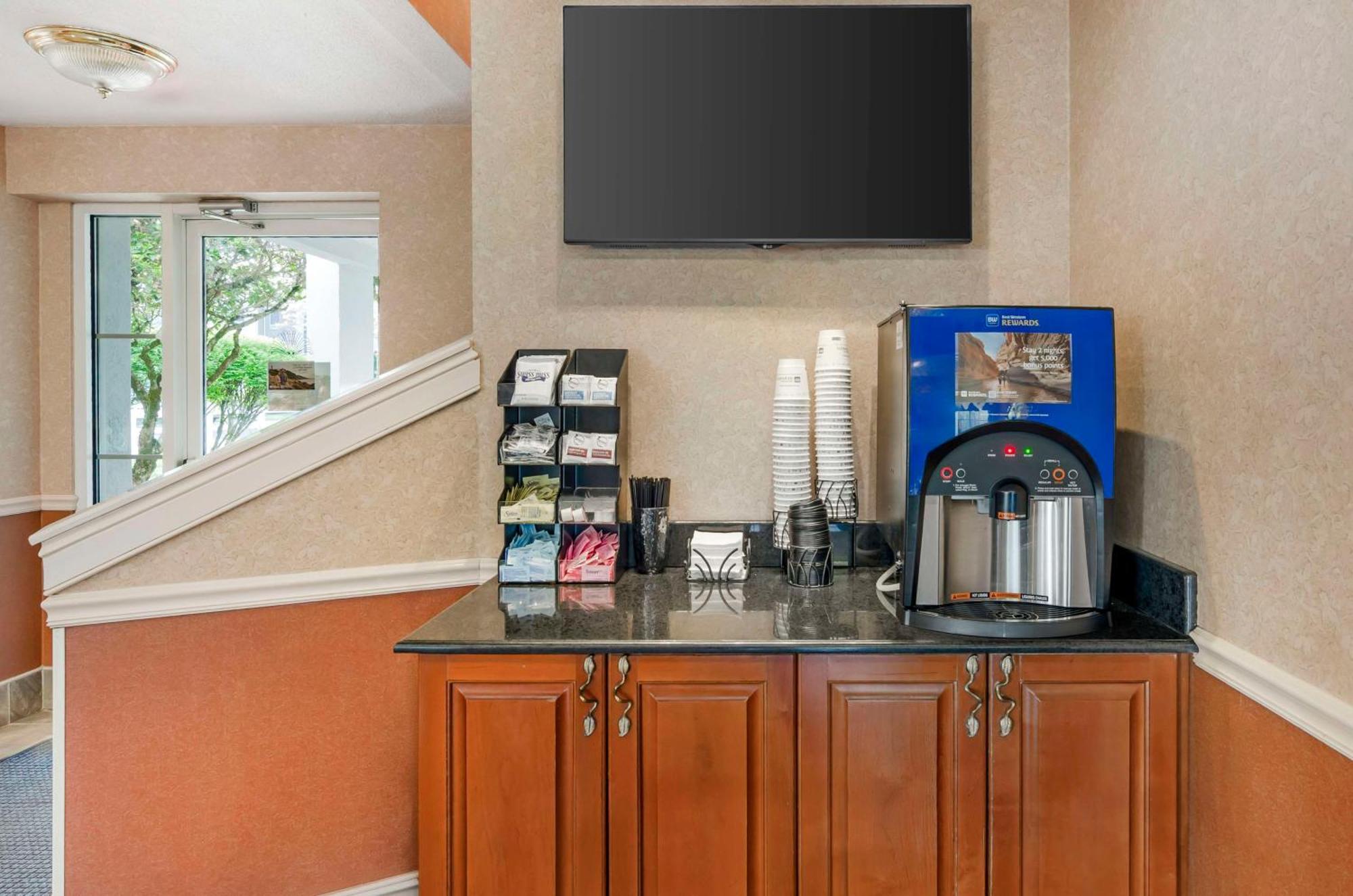 Best Western Lexington Inn Exterior photo